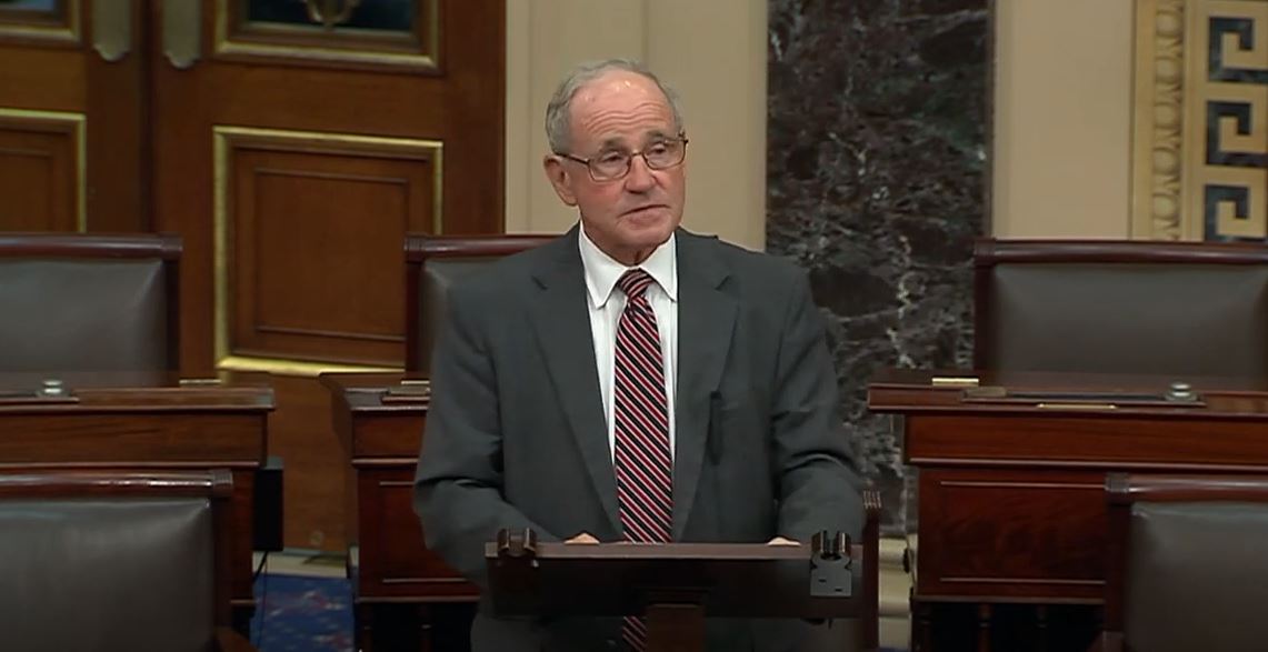 Risch on the senate floor